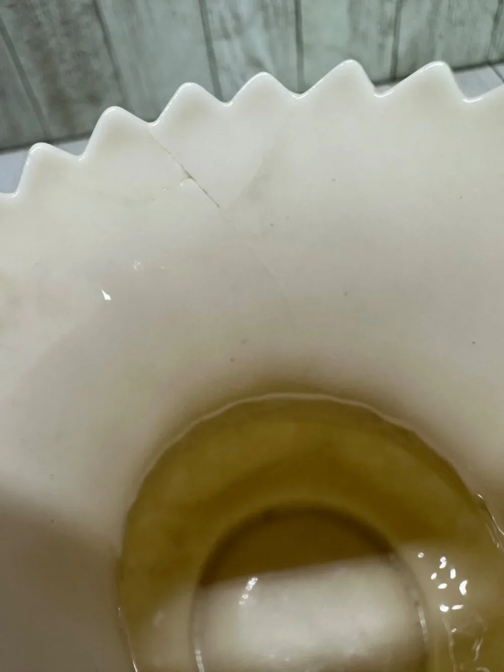 Vtg Belleek Irish Porcelain Thistle Vase 5th Green Mark MCM #0857 5